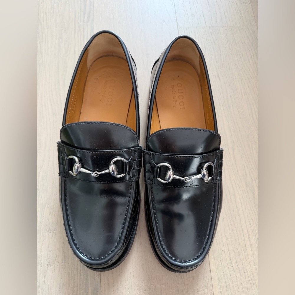 Gucci Shiny Black Leather Slip-On Loafers